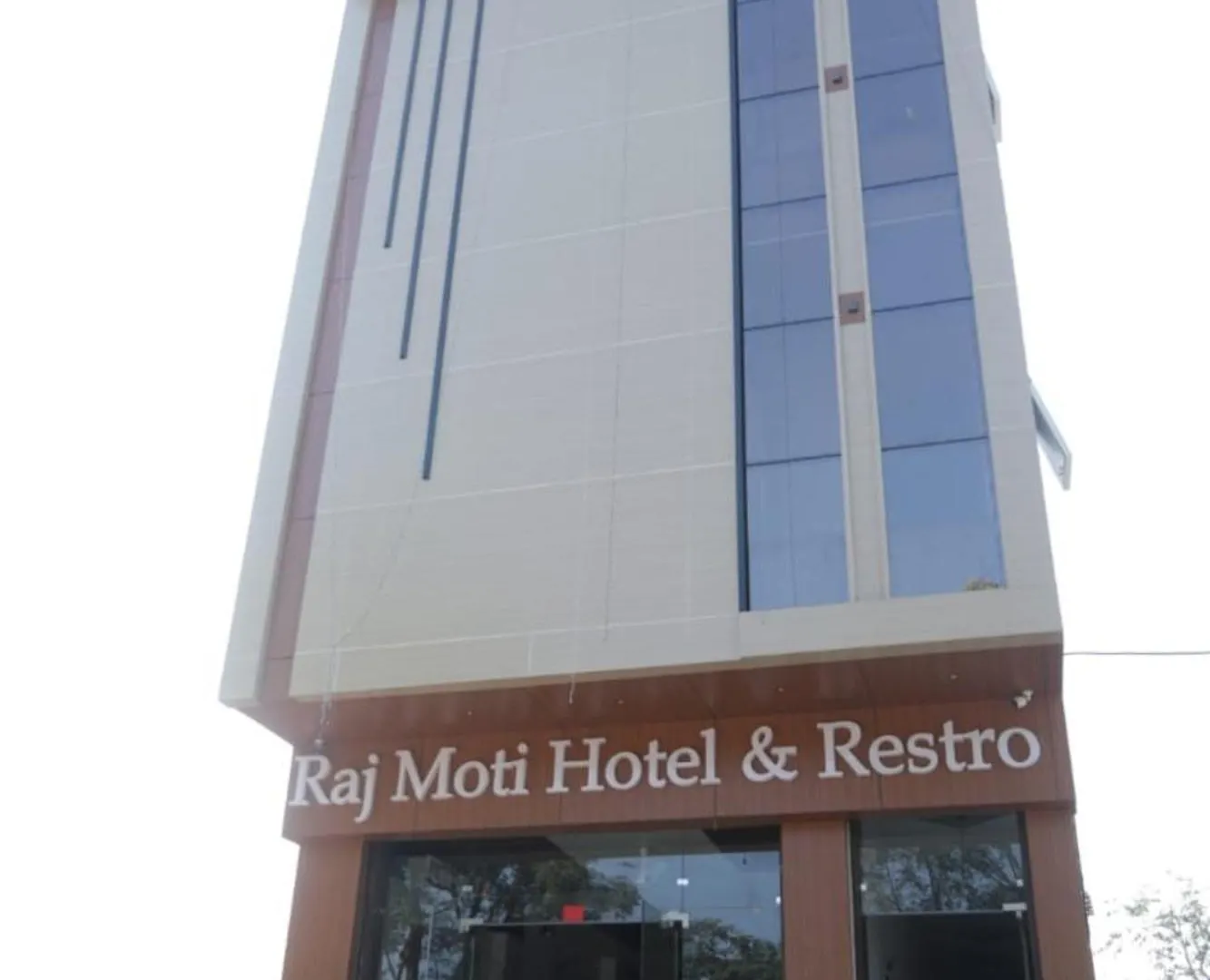 Rajmoti Hotel & Restro 우다이푸르