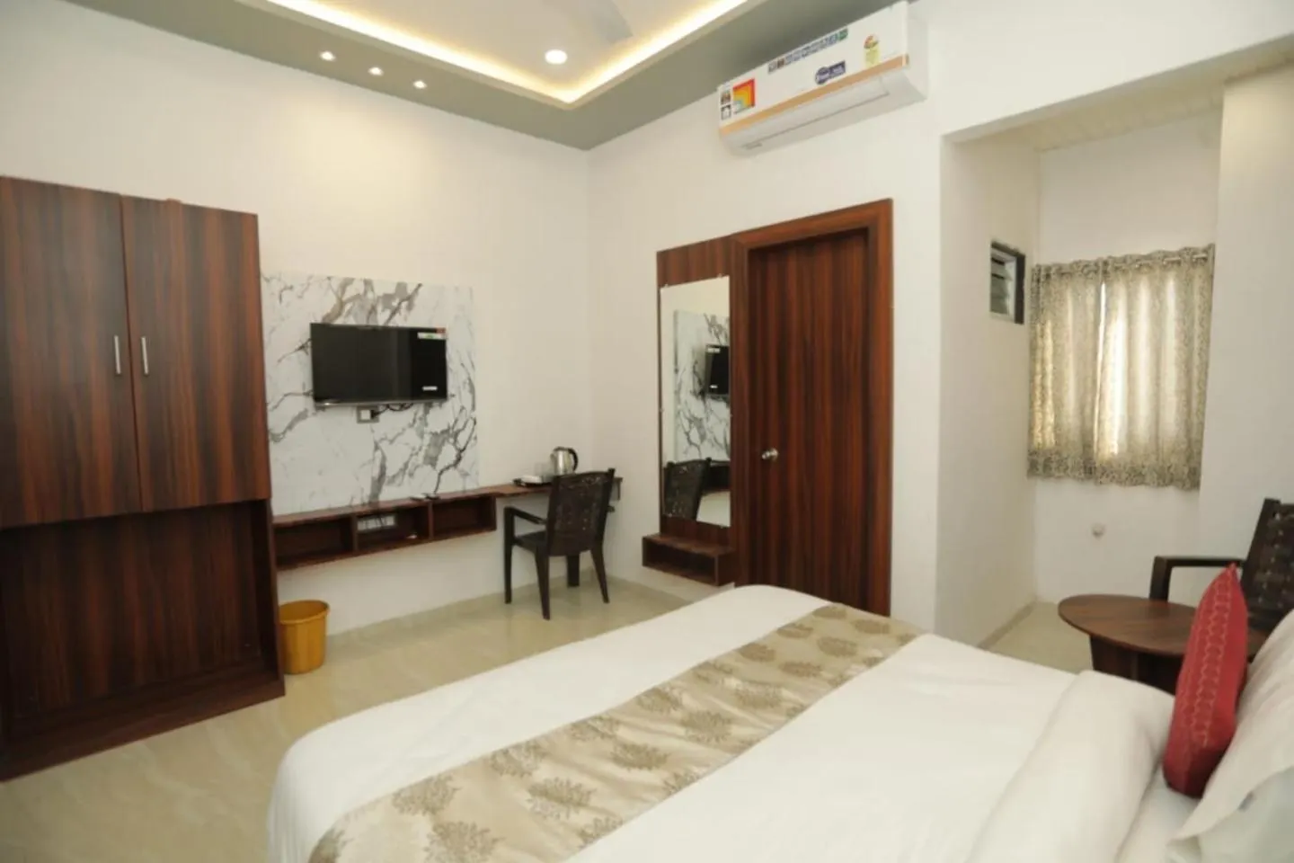 ***  Rajmoti Hotel & Restro 우다이푸르 인도